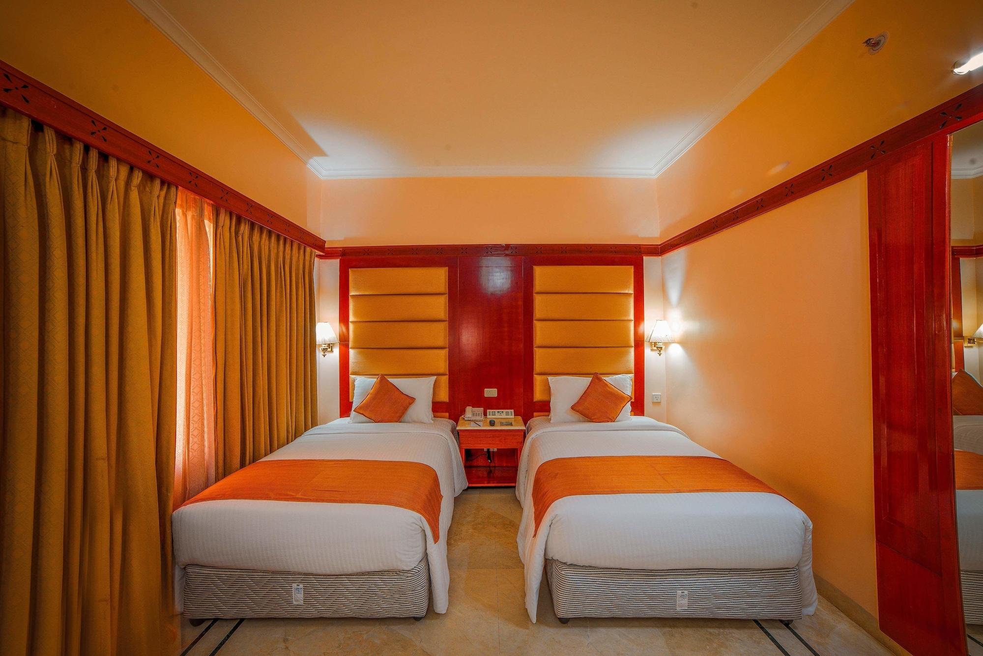 Raj Park Hotel Chennai Exterior foto