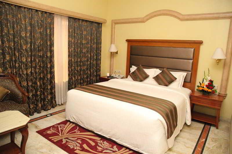 Raj Park Hotel Chennai Exterior foto