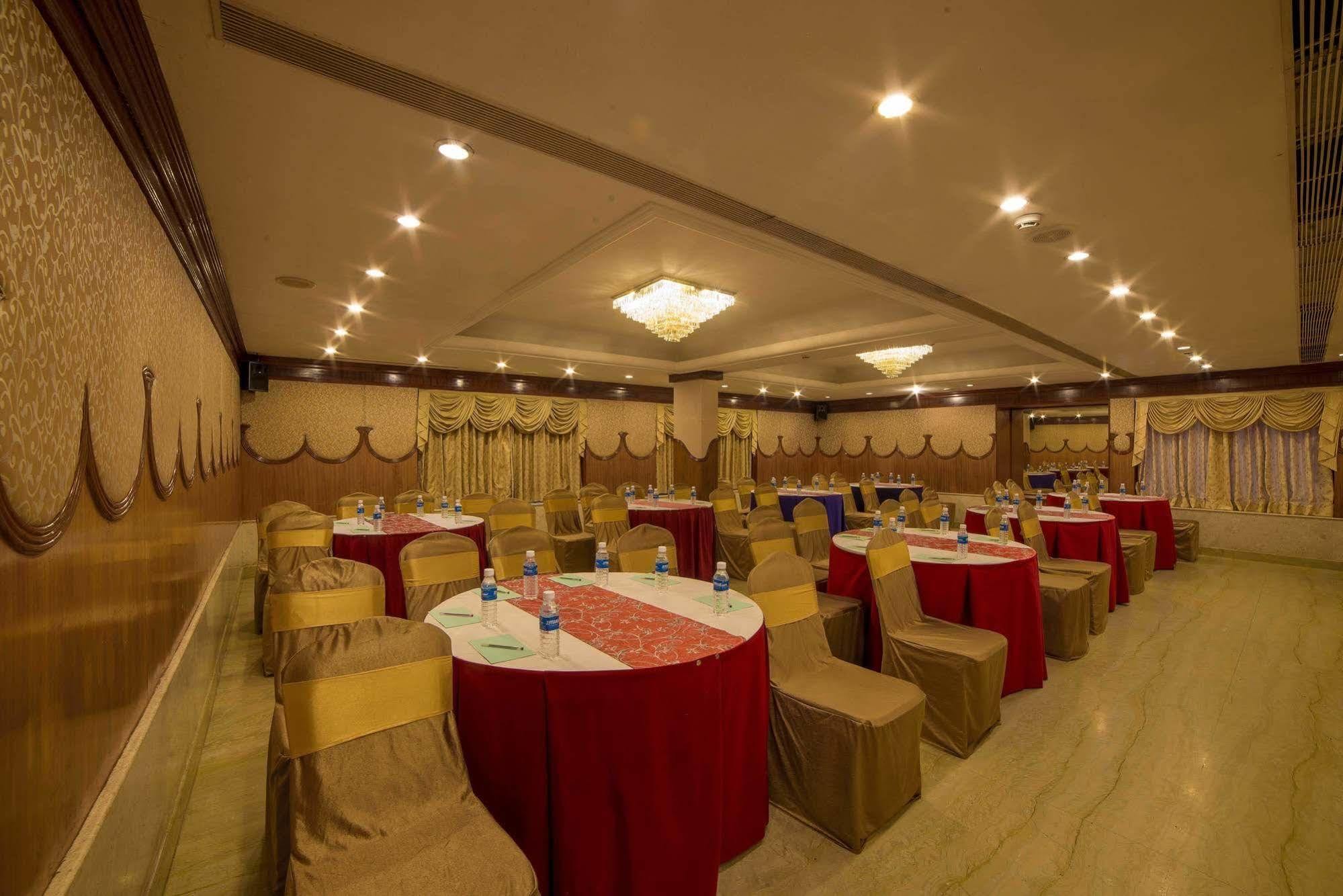 Raj Park Hotel Chennai Exterior foto
