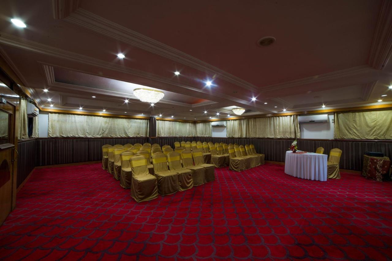Raj Park Hotel Chennai Exterior foto