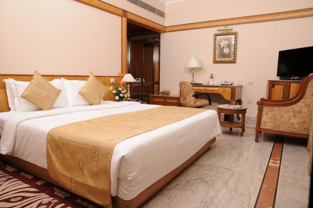Raj Park Hotel Chennai Exterior foto